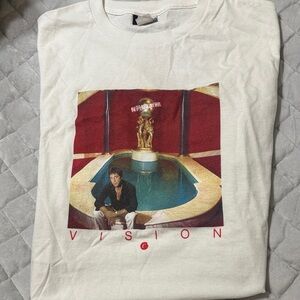 White Short-Sleeve Graphic Tee with Red & Blue Artwork